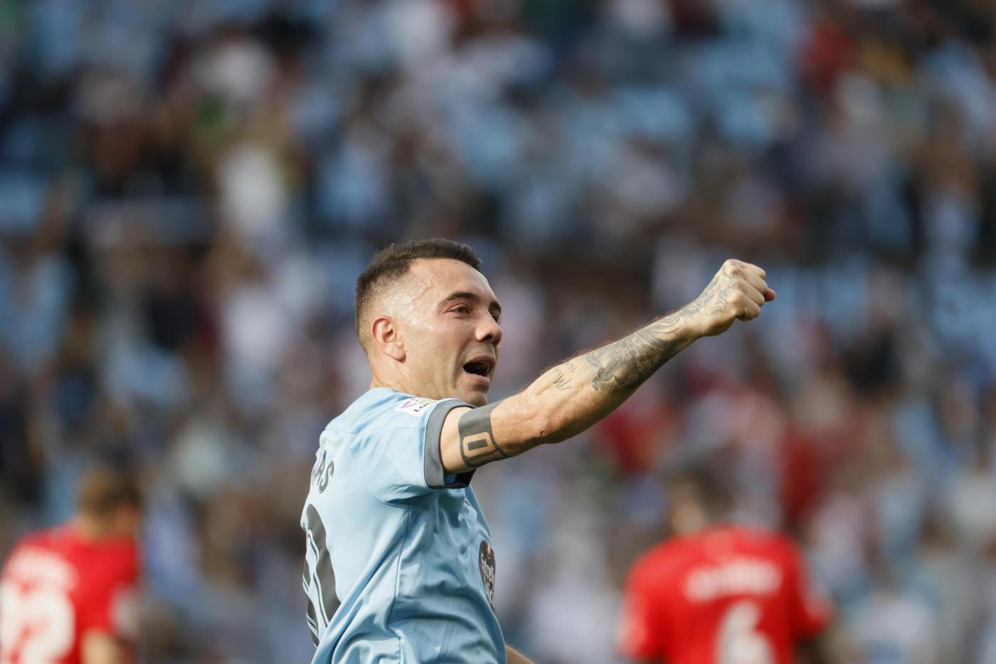 La ilusión por Europa del Celta contra la amenaza del descenso del Sevilla 