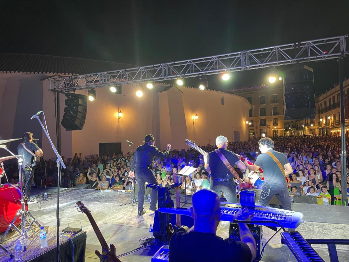 Henry Méndez, un tributo a Manolo García y ‘Malamanera’ en el quinto Pinsapo Sound